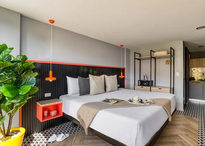 Uliv Condesa Aparthotel 4*